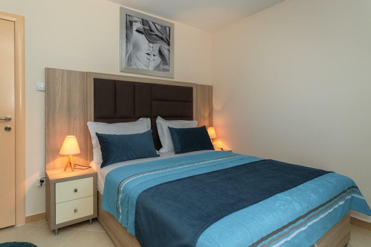 Apartmani Tref Petrovac Exterior photo